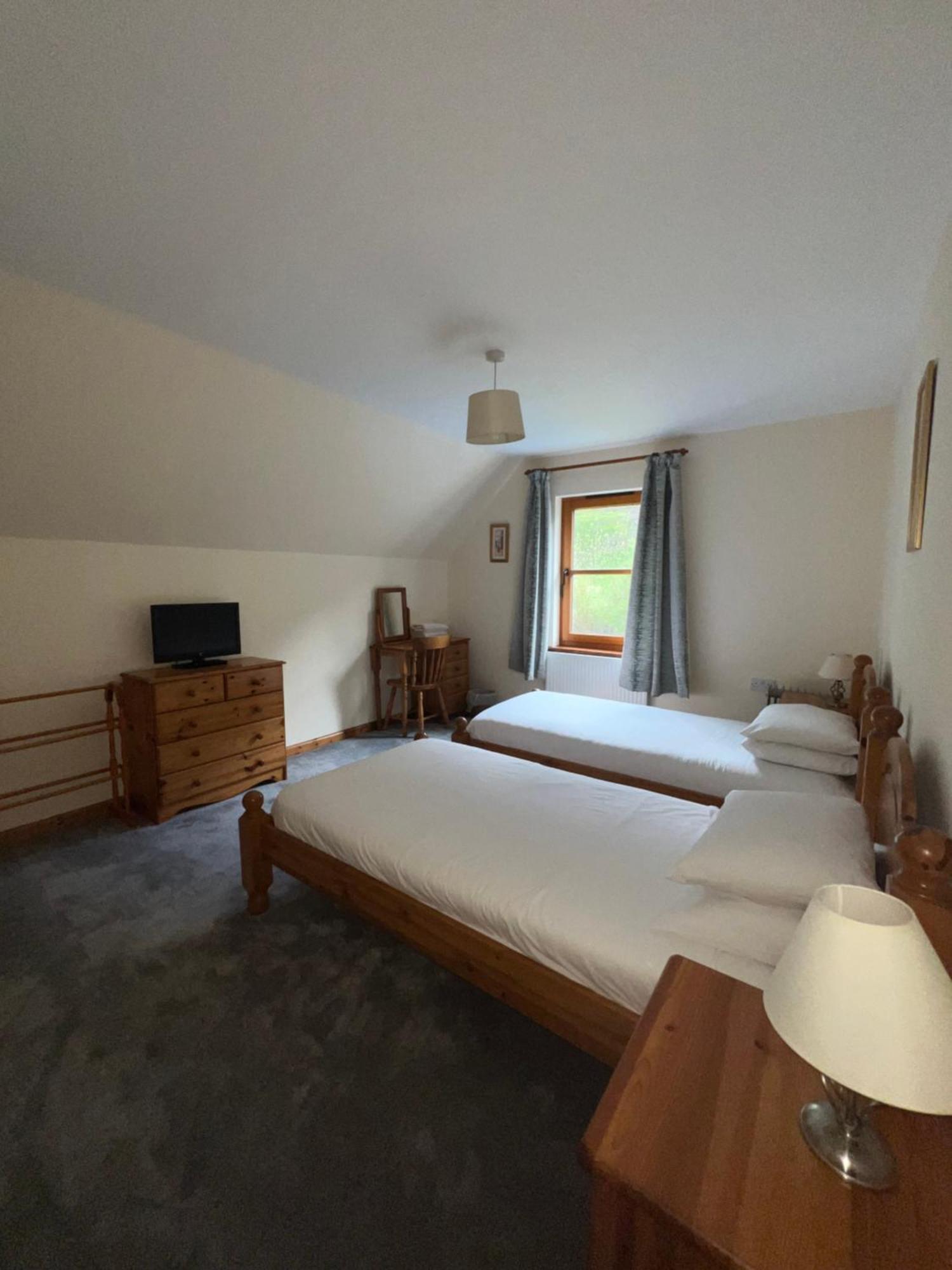 Nevis Croft Apartment 3 Fort William Extérieur photo